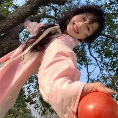 无言的山丘
